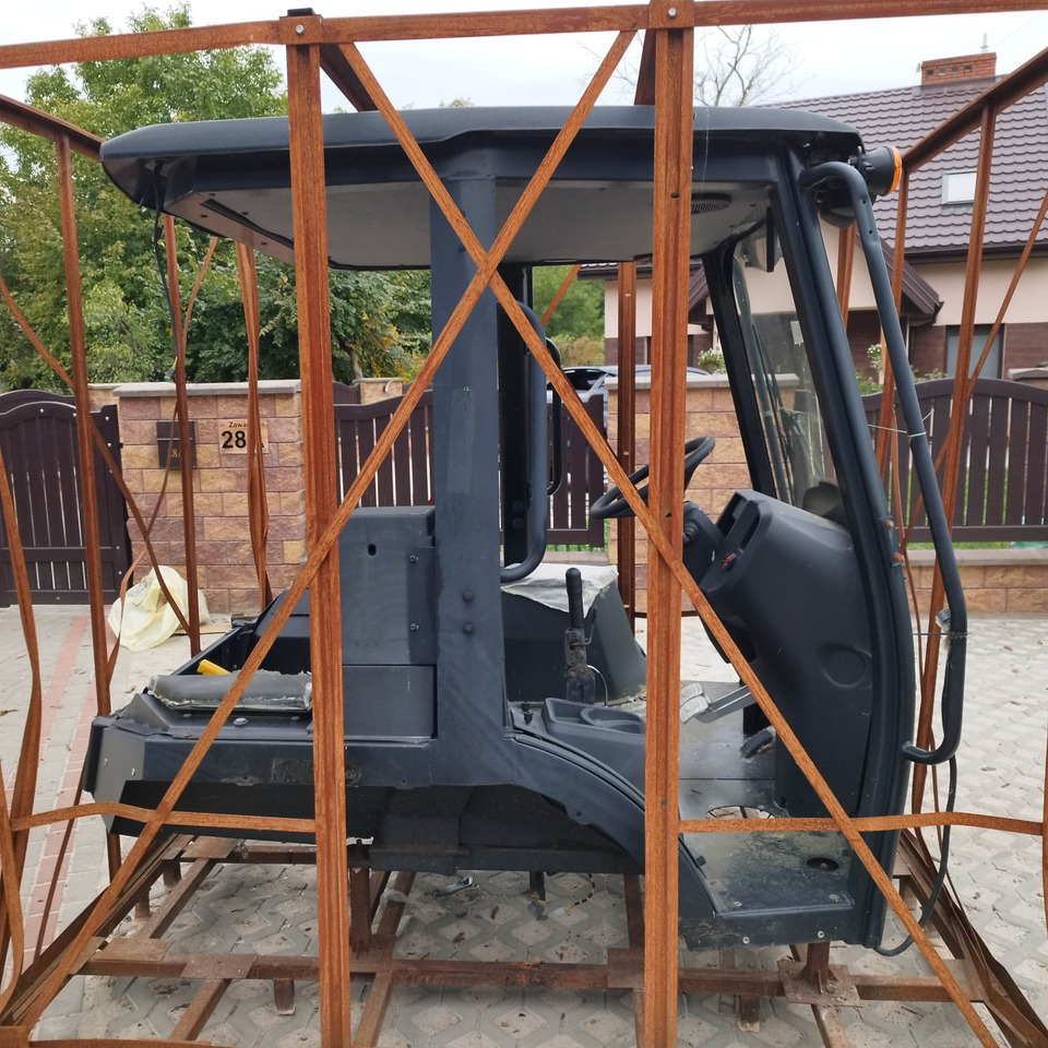 JCB CX - Fadromë me shkarkim nga prapa: foto 5 JCB CX - Fadromë me shkarkim nga prapa: foto 5