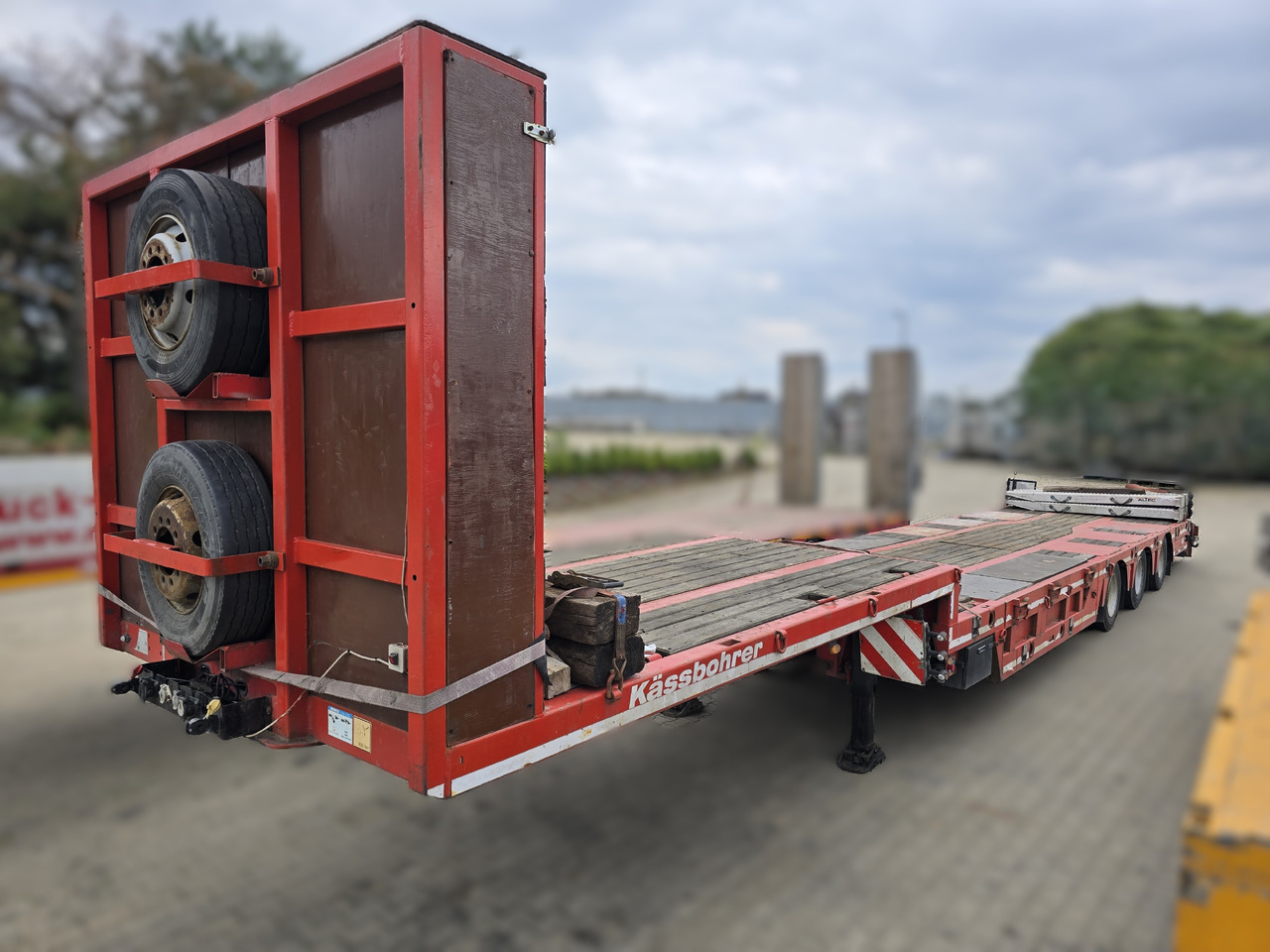 KASSBOHRER LB3E - Gjysmë rimorkio me plan ngarkimi të ulët: foto 2 KASSBOHRER LB3E - Gjysmë rimorkio me plan ngarkimi të ulët: foto 2