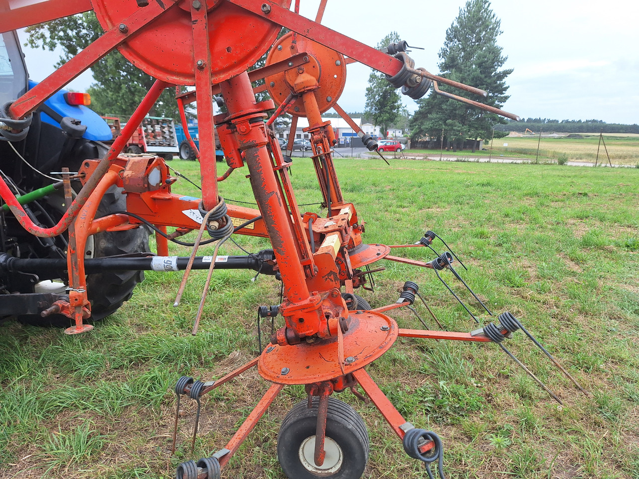 KUHN GF5000MH - Barkthyese/ Shkundës bari: foto 1 KUHN GF5000MH - Barkthyese/ Shkundës bari: foto 1