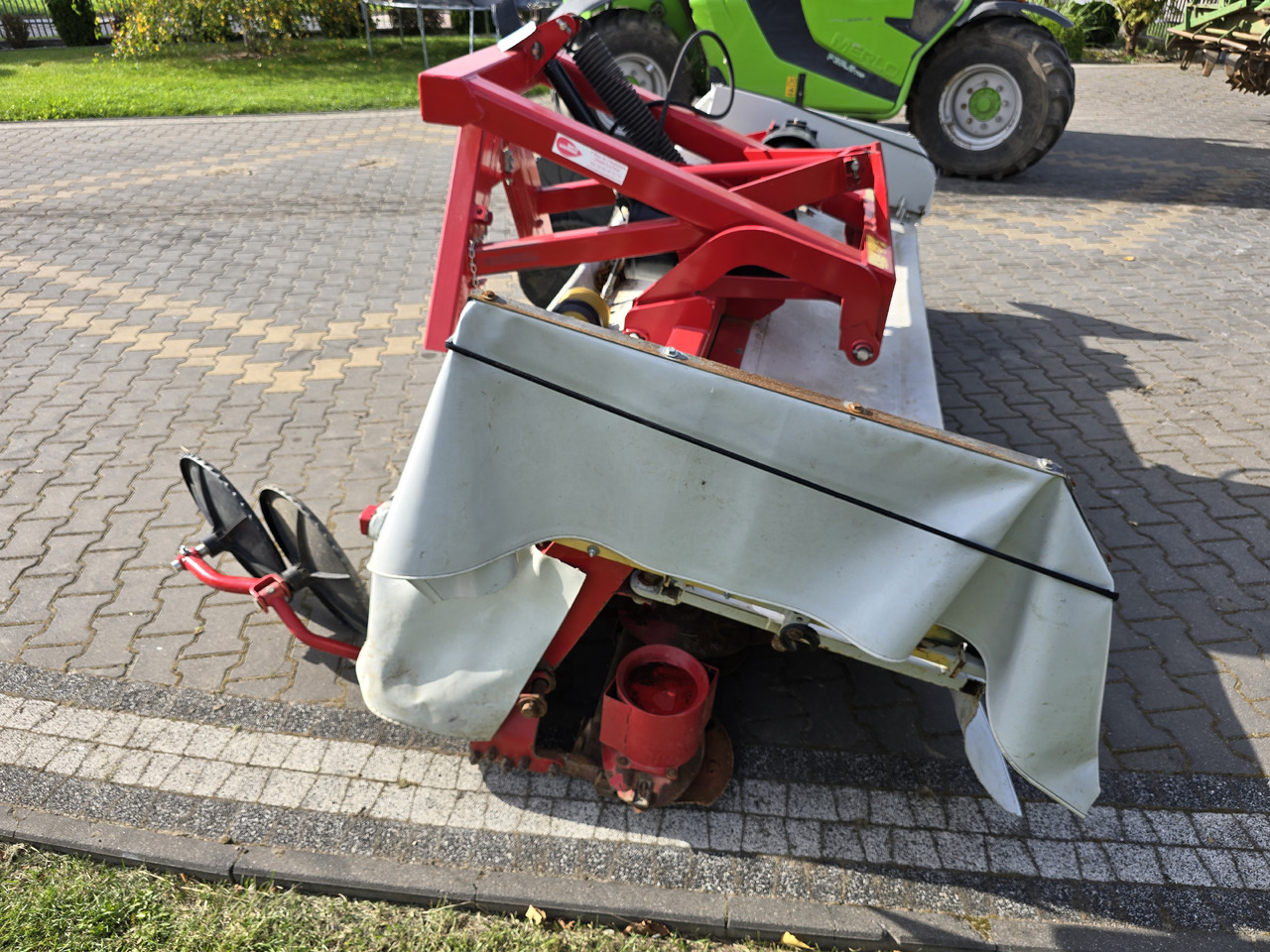 LELY Splendimo 320 F - Korrëse bari: foto 5 LELY Splendimo 320 F - Korrëse bari: foto 5