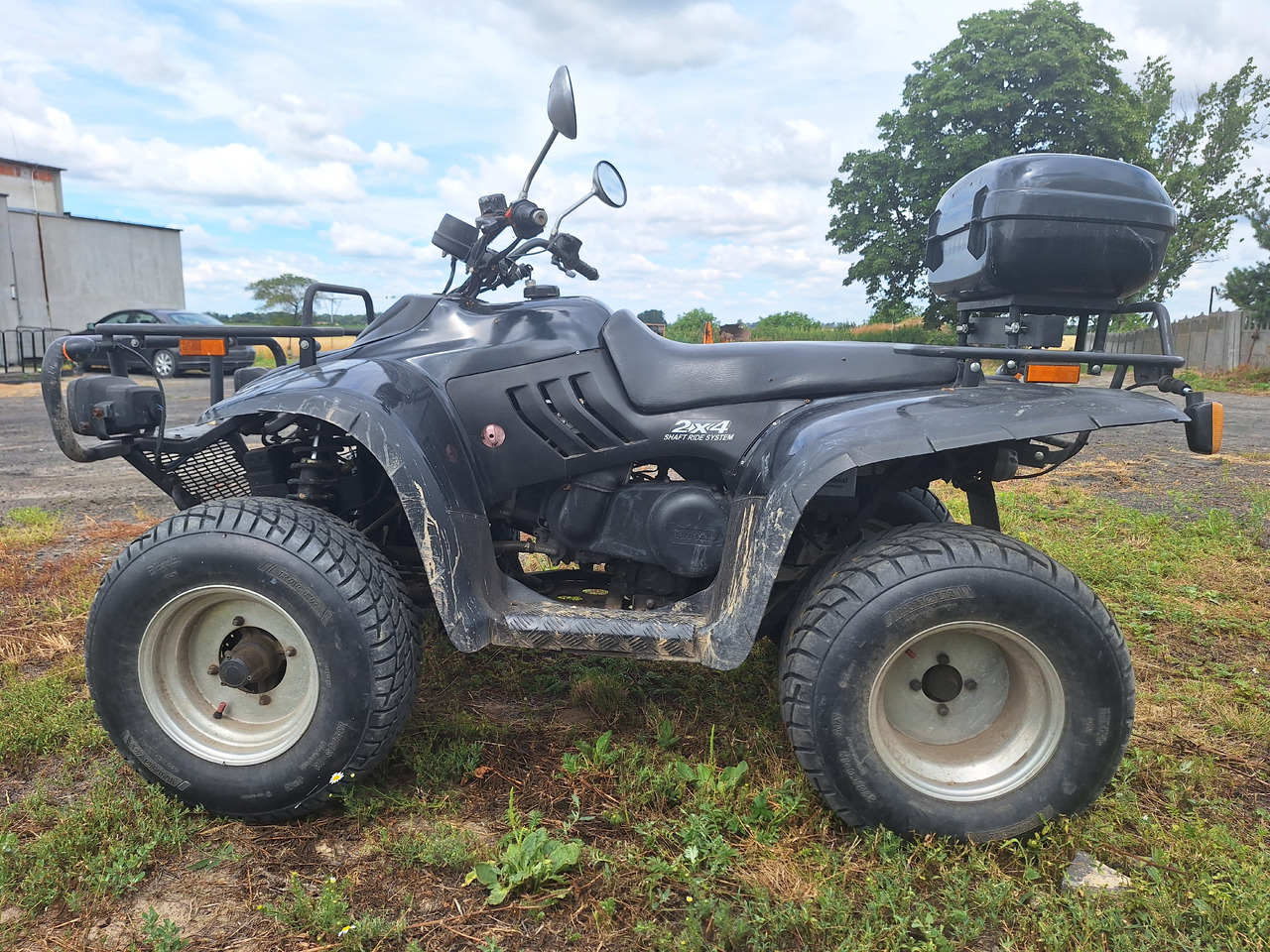 Linhai  - Veturë: foto 1 Linhai  - Veturë: foto 1