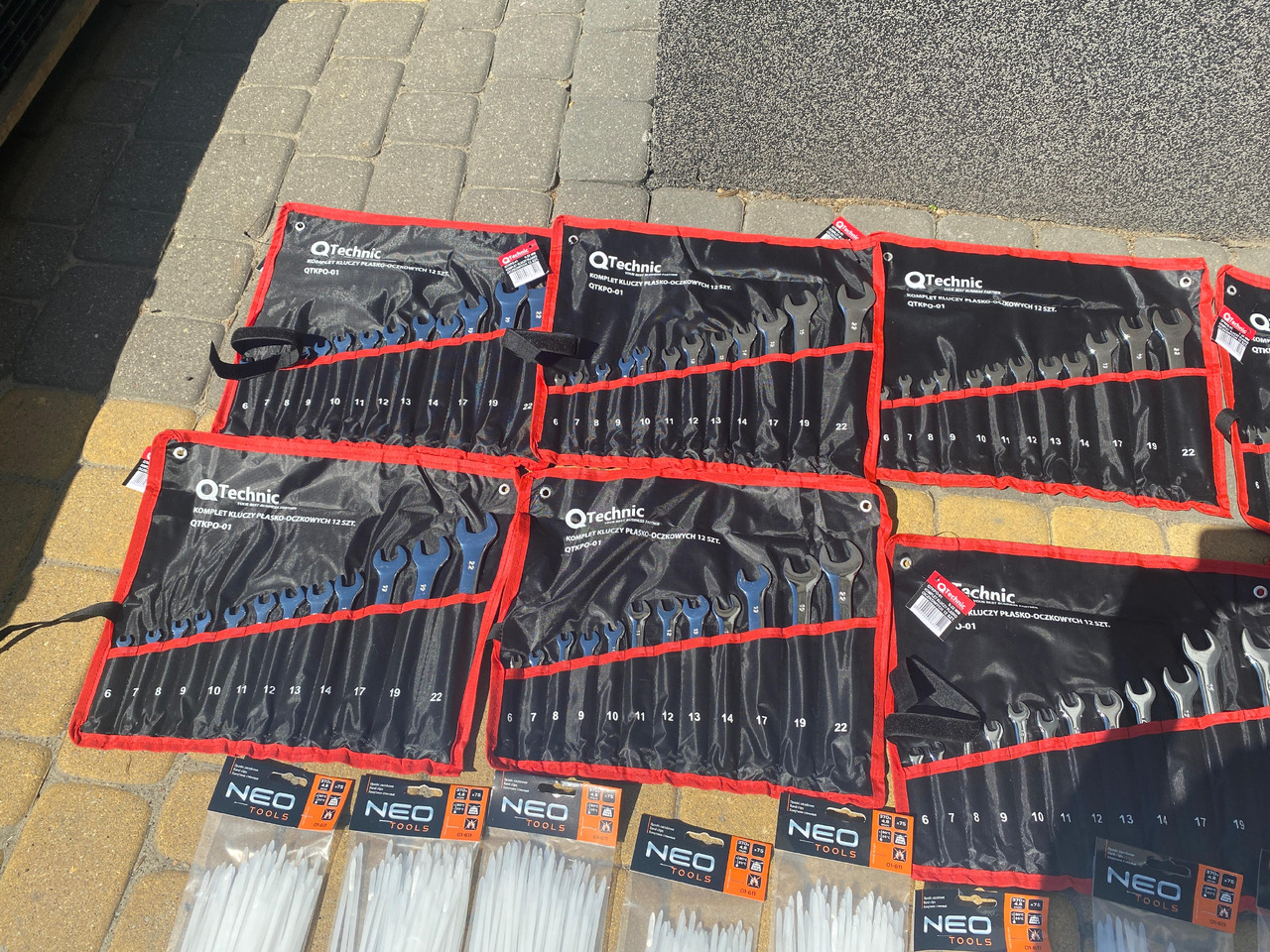 Neo Tools, Qtechnic narzedzia, klucze, opaski, młotek - Makineritë e tjera: foto 5 Neo Tools, Qtechnic narzedzia, klucze, opaski, młotek - Makineritë e tjera: foto 5