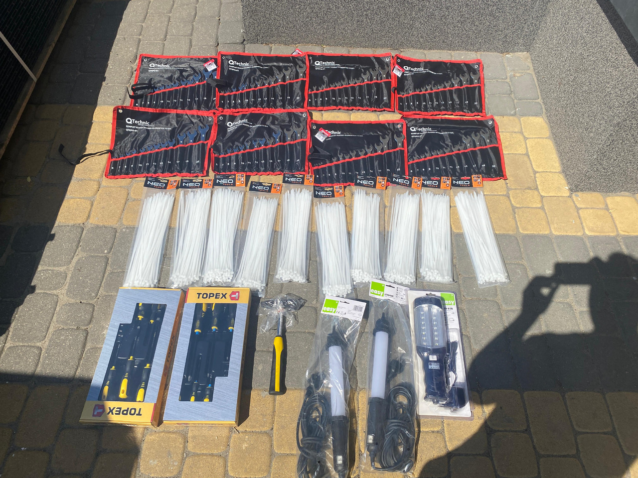 Neo Tools, qtechnic narzedzi, klucze, lampy led - Makineritë e tjera: foto 1 Neo Tools, qtechnic narzedzi, klucze, lampy led - Makineritë e tjera: foto 1