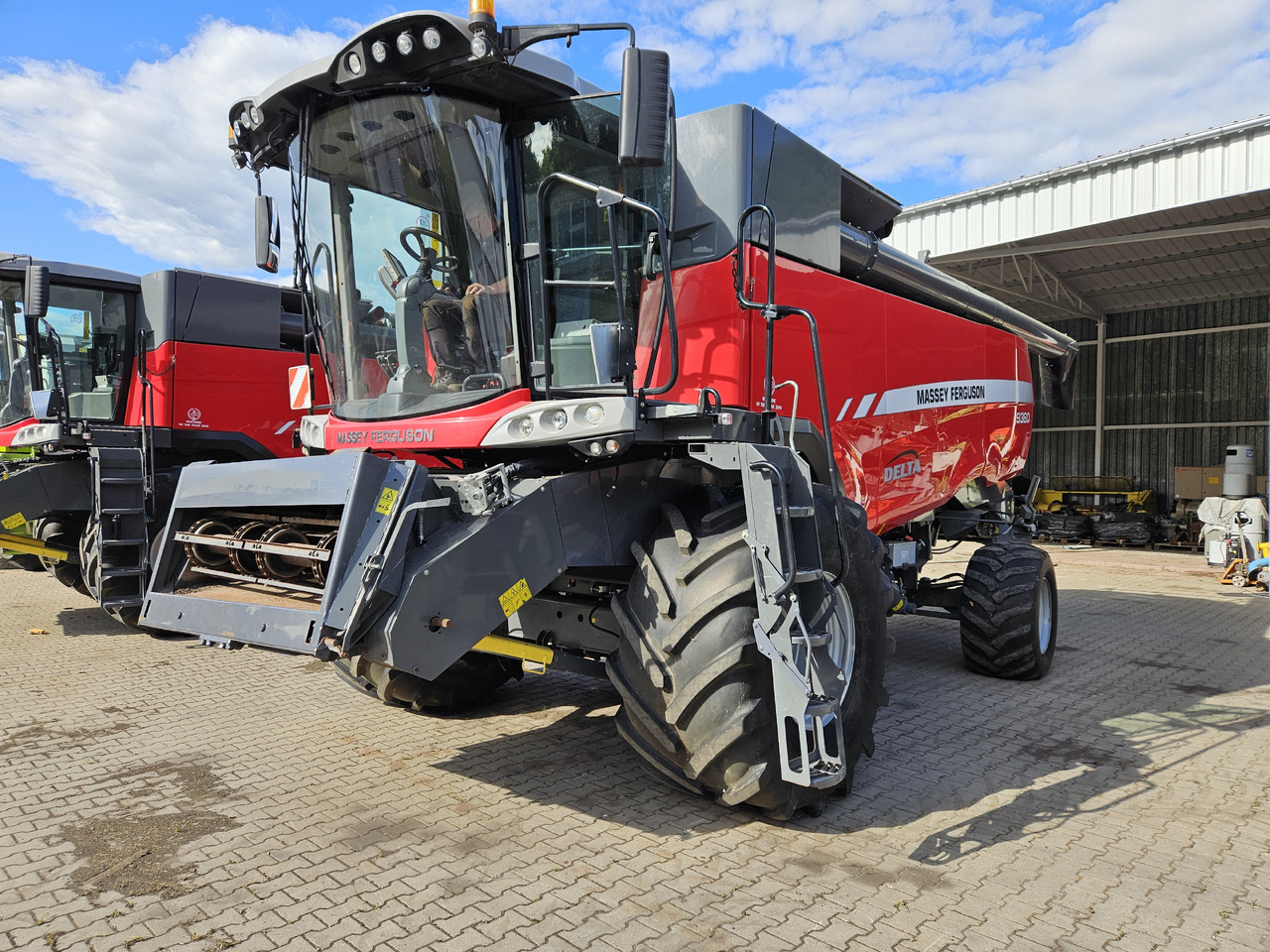 Massey Ferguson Delta 9380 - Autokombajnë: foto 2 Massey Ferguson Delta 9380 - Autokombajnë: foto 2
