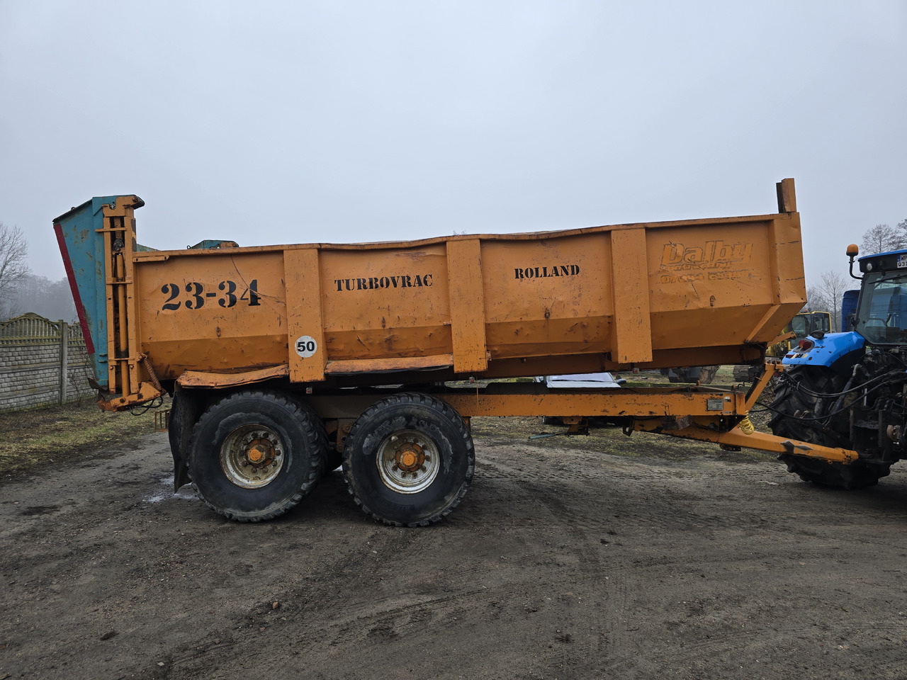 ROLLAND TURBOVRAC  23-34 - Rimorkio bujqësore vetëshkarkuese/ Shkarkues: foto 1 ROLLAND TURBOVRAC  23-34 - Rimorkio bujqësore vetëshkarkuese/ Shkarkues: foto 1