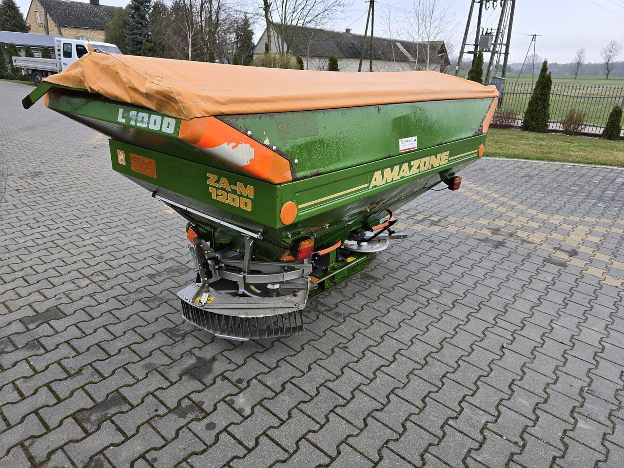 Amazone ZA-M Novix 2200 - Shpërndarës plehu kimik: foto 5 Amazone ZA-M Novix 2200 - Shpërndarës plehu kimik: foto 5