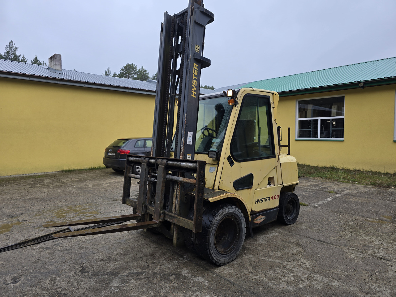 Hyster H4.00XM-5 - Pirun më naftë: foto 3 Hyster H4.00XM-5 - Pirun më naftë: foto 3