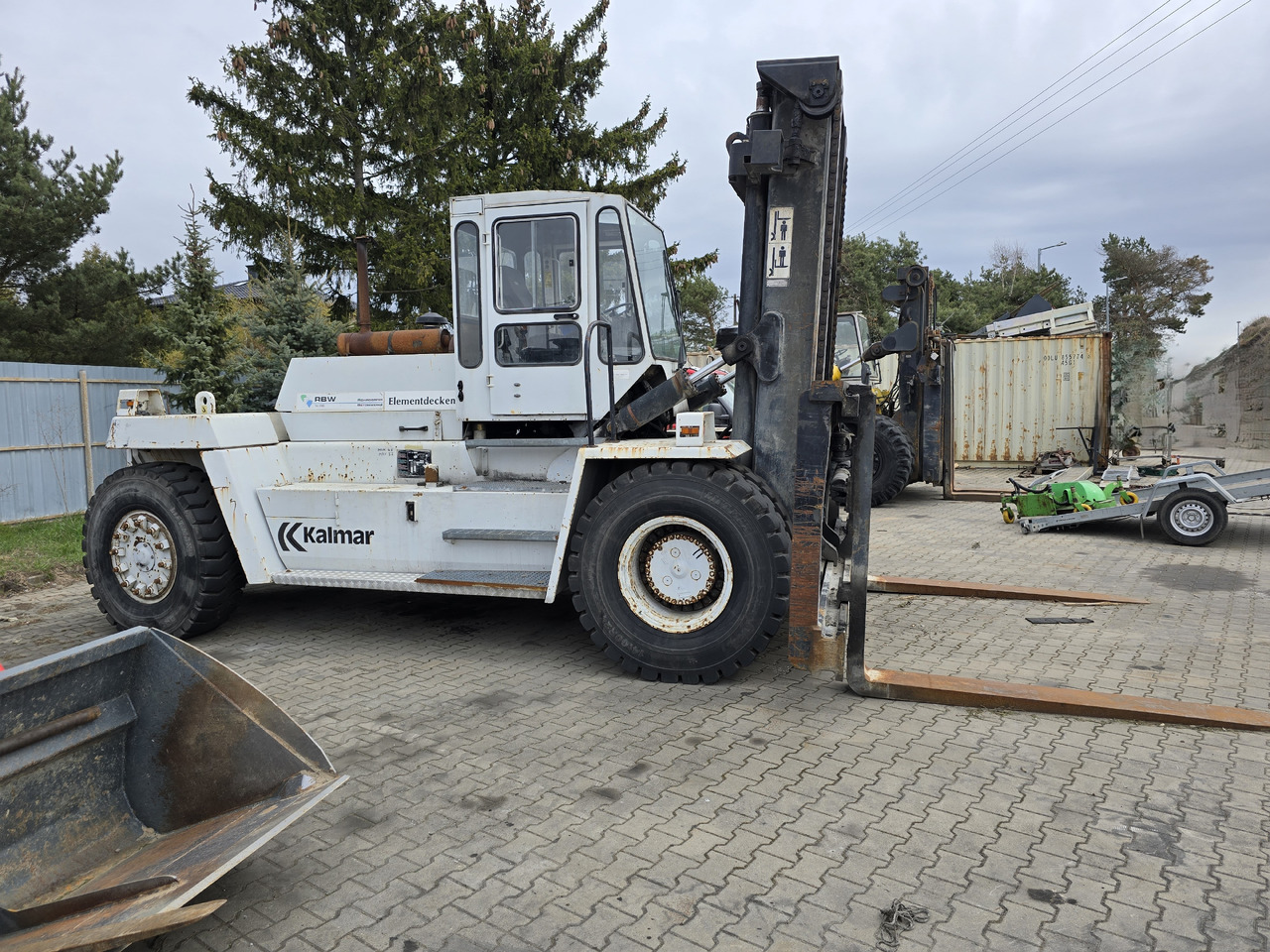 Kalmar DC18-1200N LB - Transportjer kontejnerësh/ Kamion me karroceri të çmontueshme: foto 2 Kalmar DC18-1200N LB - Transportjer kontejnerësh/ Kamion me karroceri të çmontueshme: foto 2