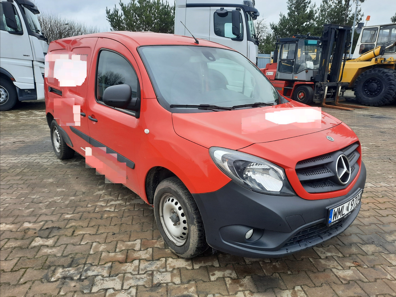 Mercedes-benz Citan - Veturë: foto 2 Mercedes-benz Citan - Veturë: foto 2