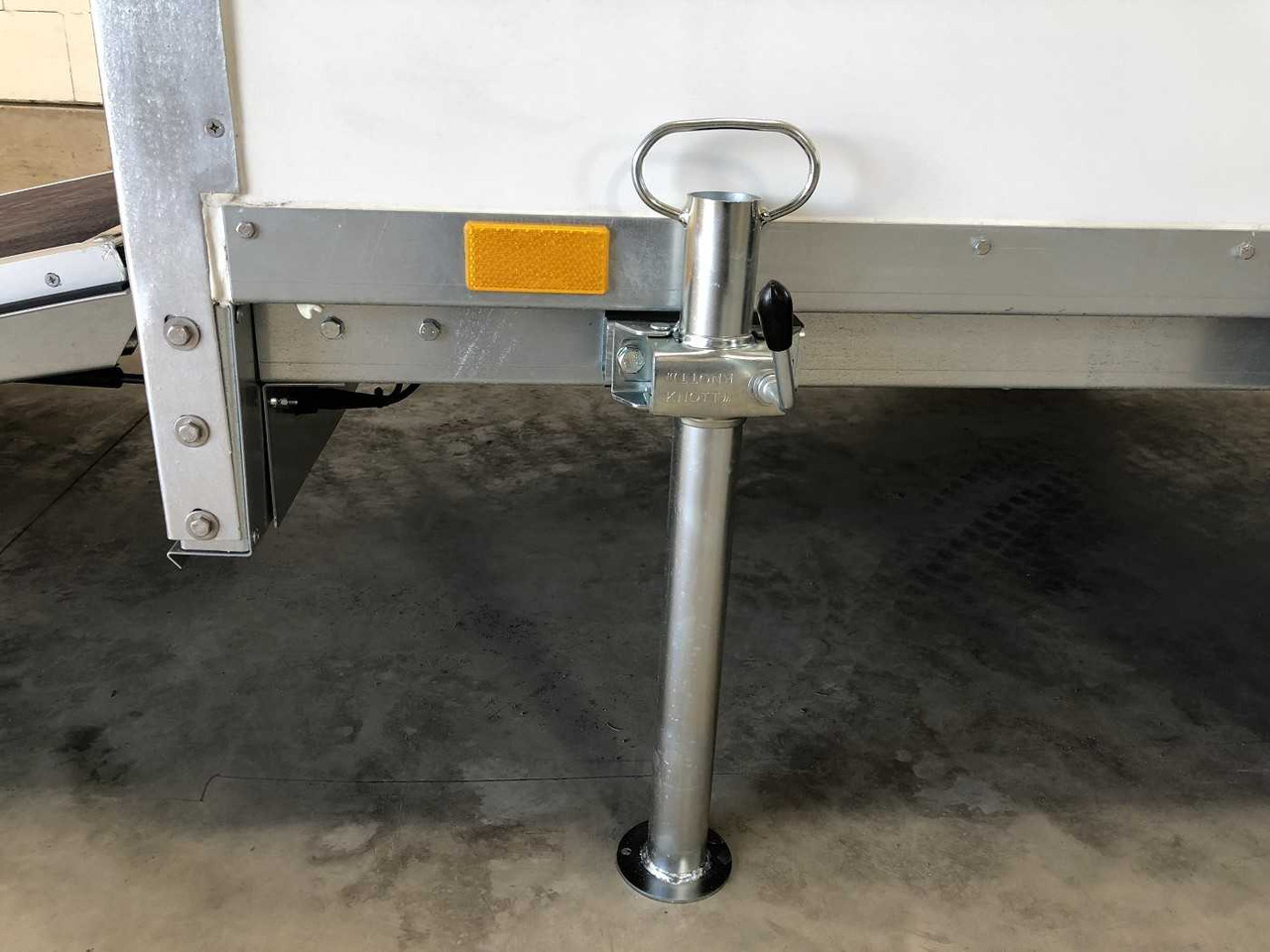 Rimorkio me vagonetë të mbyllur i ri BLYSS F1336HD Rampe Tür Fenster Kofferanhänger: foto 29