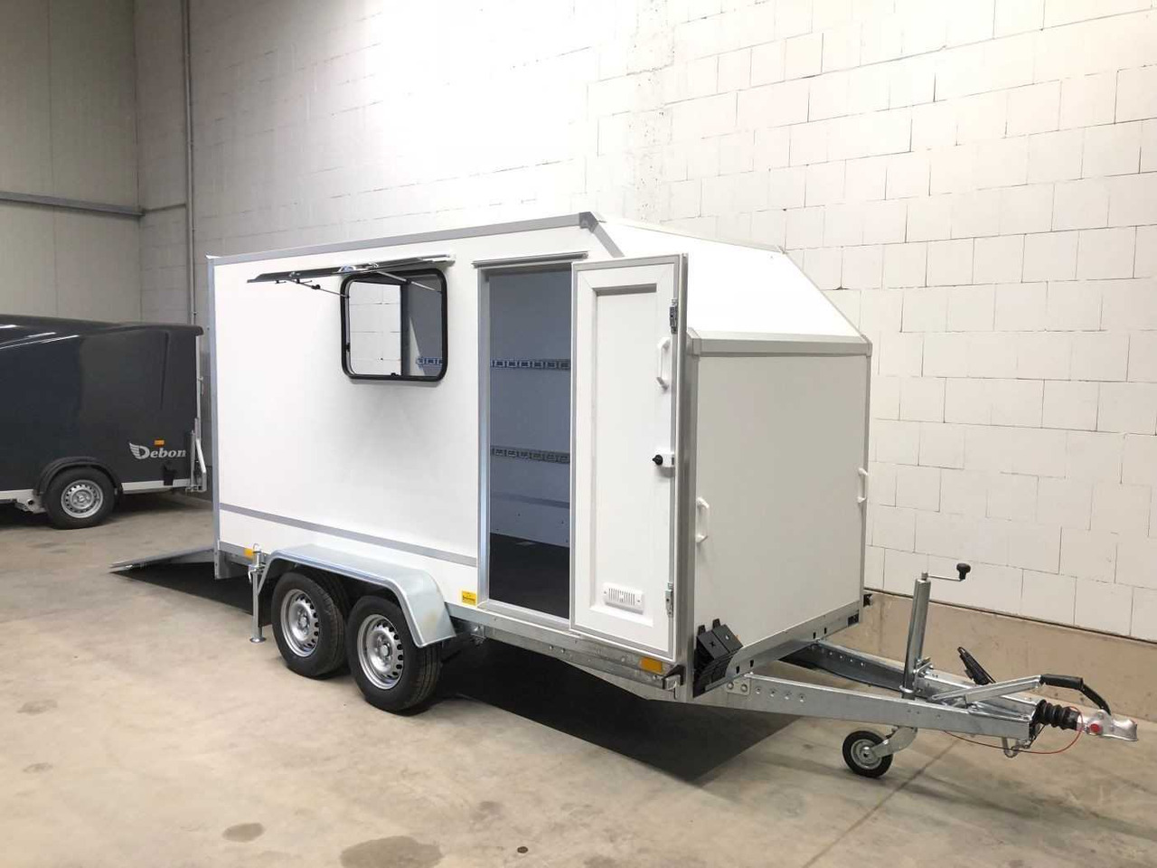 BLYSS F2036HTD Ram.,Tür, Fenst.,Aero Kofferanhänger - Rimorkio për motoçikleta: foto 3 BLYSS F2036HTD Ram.,Tür, Fenst.,Aero Kofferanhänger - Rimorkio për motoçikleta: foto 3