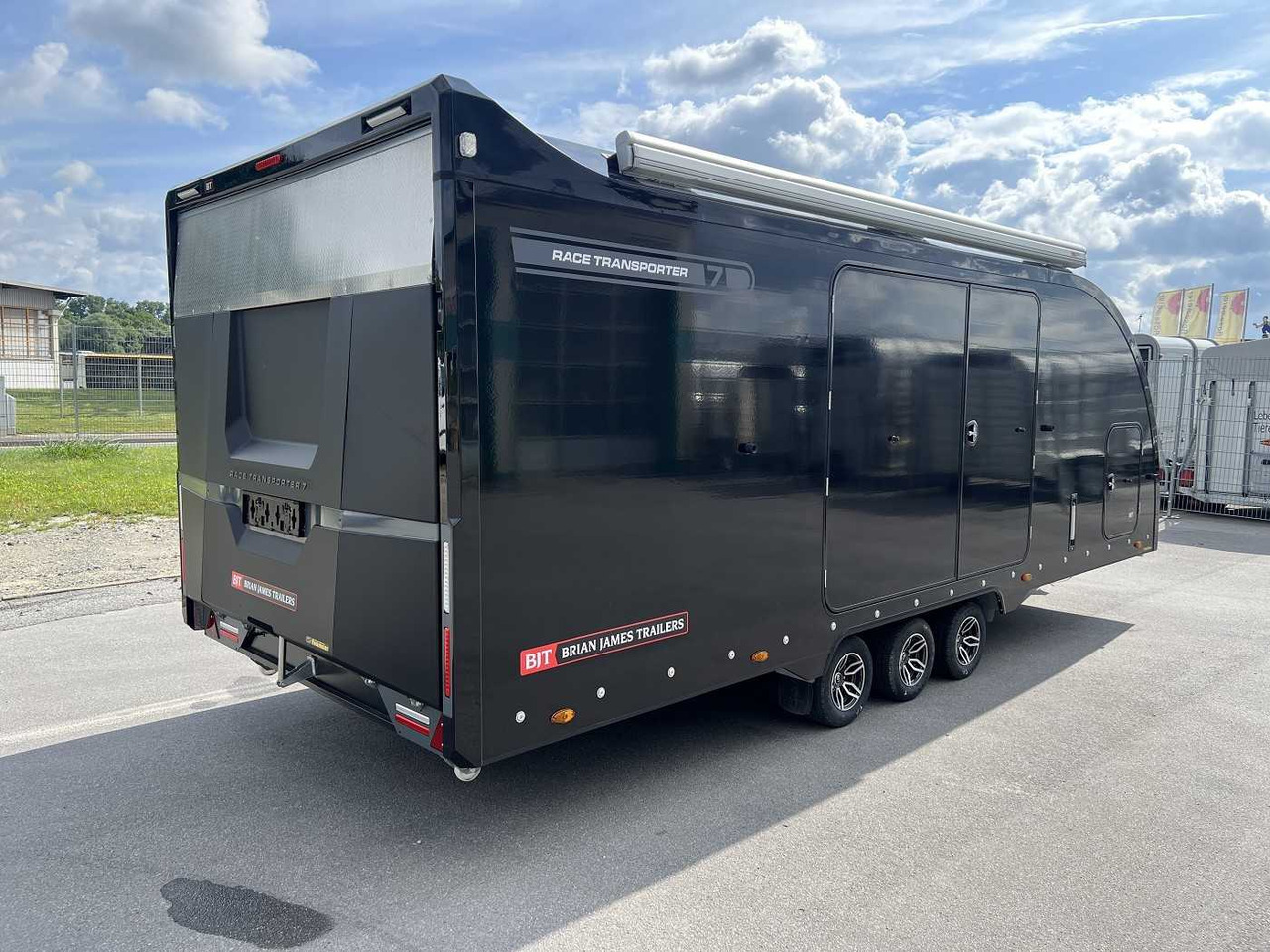 BRIAN_JAMES Race Transporter 7 Autotransporter geschlossen - Rimorkio autotransportuese: foto 3 BRIAN_JAMES Race Transporter 7 Autotransporter geschlossen - Rimorkio autotransportuese: foto 3