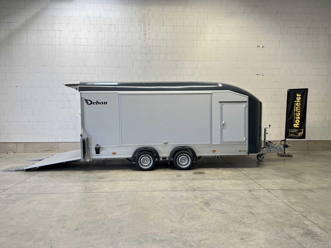 CHEVAL LIBERTE DEBON C1000 Roadster Autotransporter geschlossen - Rimorkio autotransportuese: foto 2 CHEVAL LIBERTE DEBON C1000 Roadster Autotransporter geschlossen - Rimorkio autotransportuese: foto 2