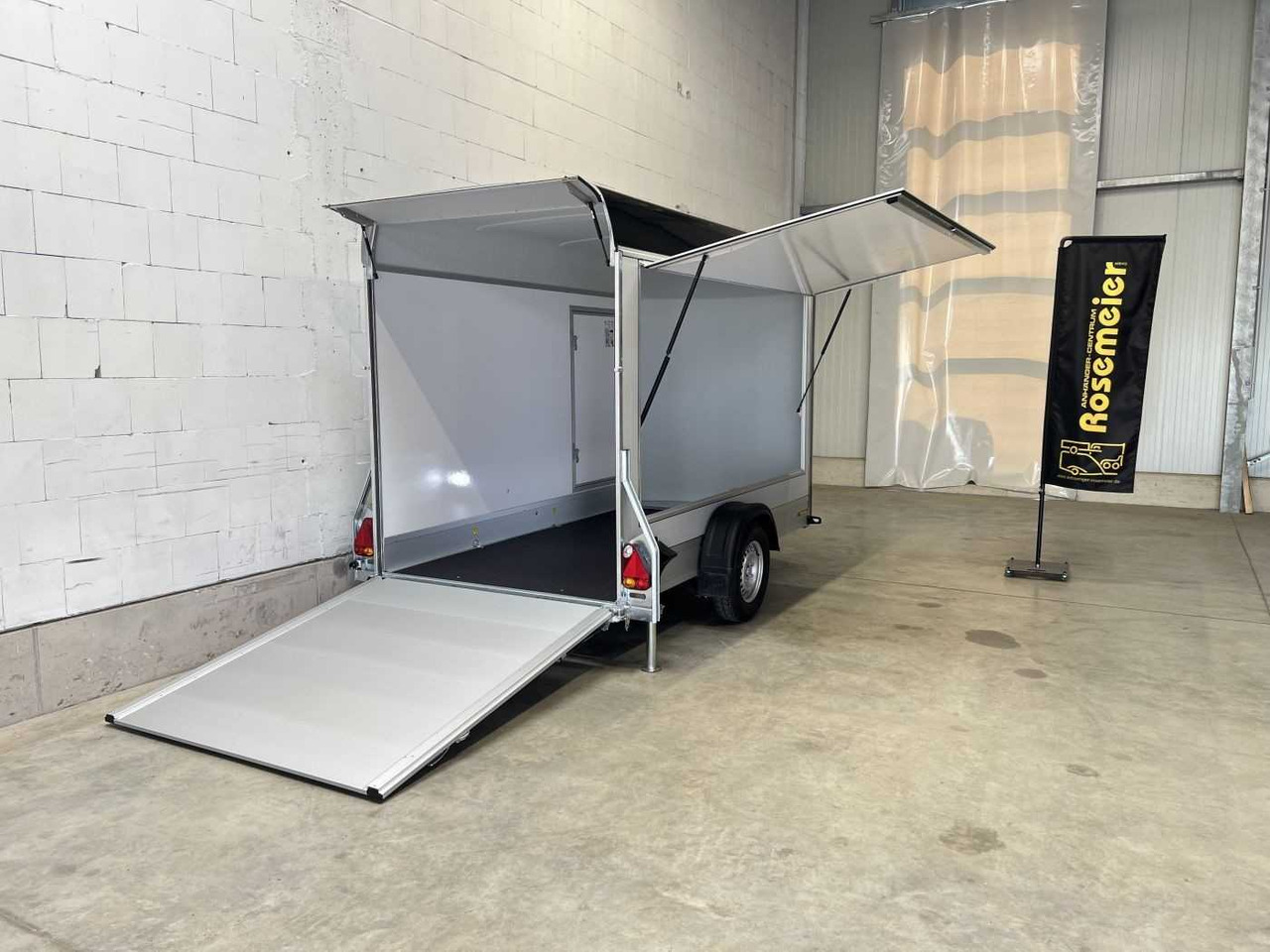 CHEVAL LIBERTE DEBON C300 Roadster Verk.Kl Tür Kofferanhänger - Rimorkio shpërndarëse: foto 2 CHEVAL LIBERTE DEBON C300 Roadster Verk.Kl Tür Kofferanhänger - Rimorkio shpërndarëse: foto 2