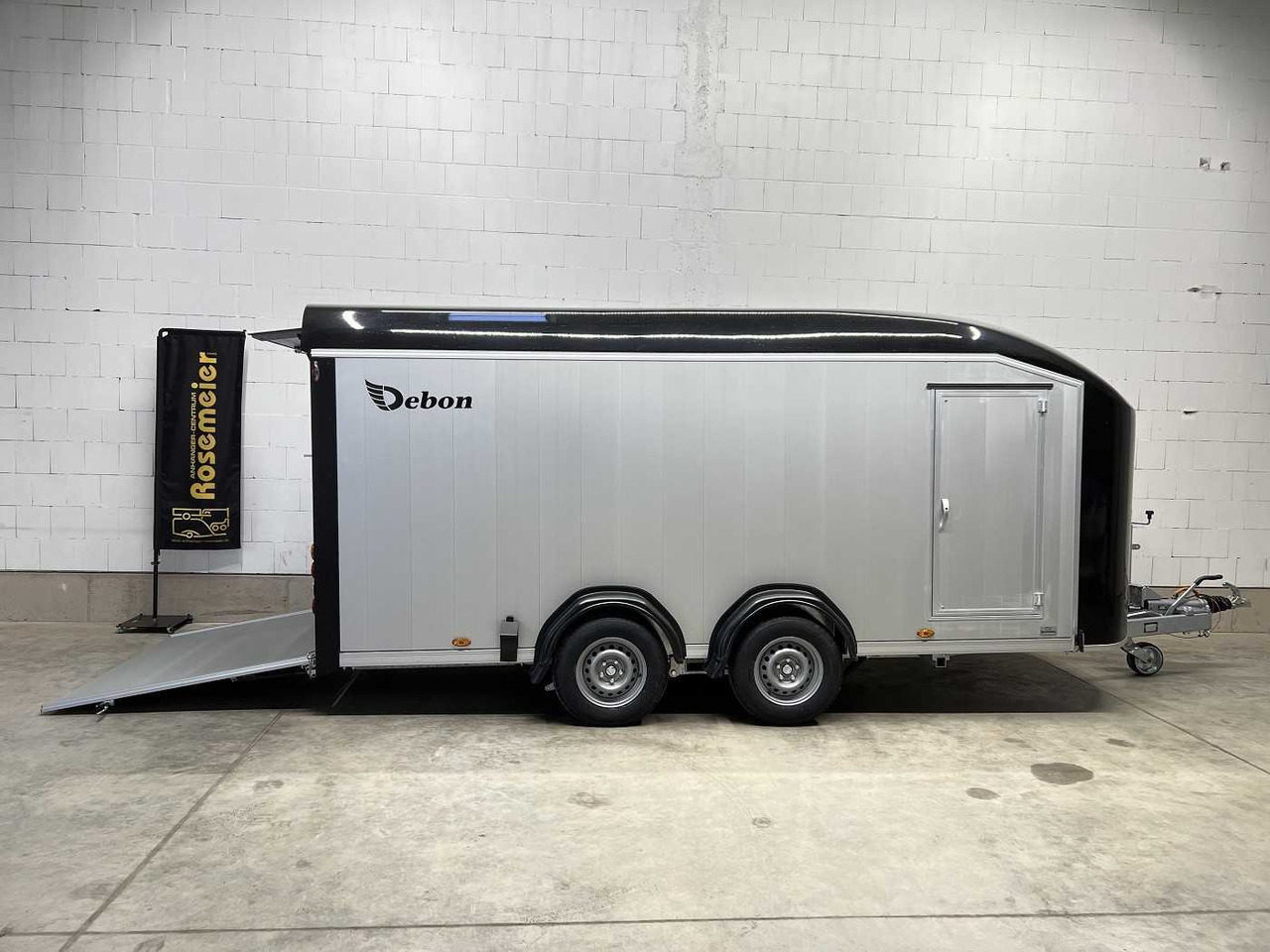 CHEVAL LIBERTE DEBON C900 Roadster Kofferanhänger - Rimorkio me vagonetë të mbyllur: foto 1 CHEVAL LIBERTE DEBON C900 Roadster Kofferanhänger - Rimorkio me vagonetë të mbyllur: foto 1