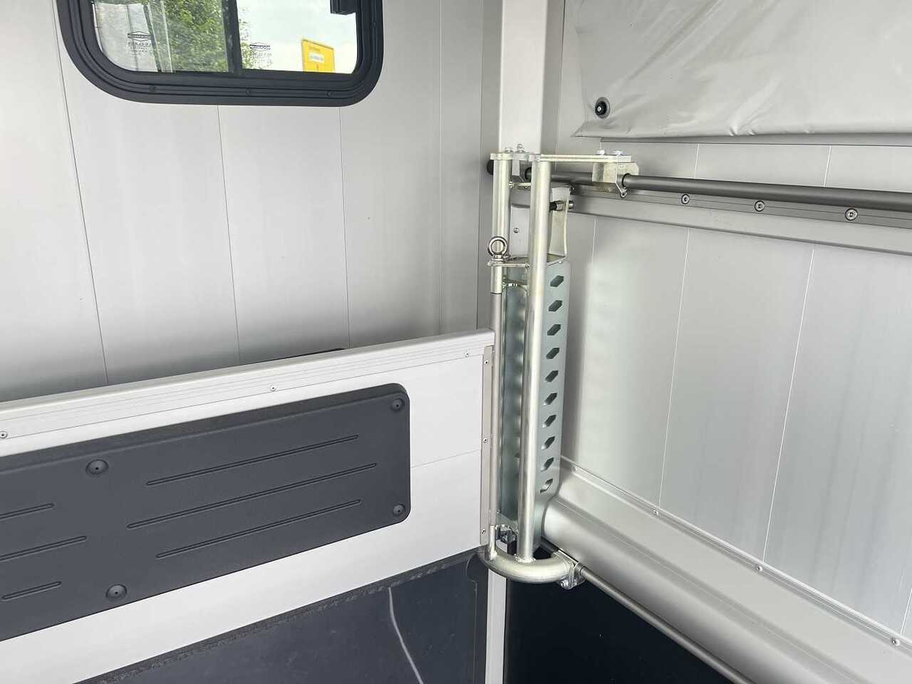 Kamion për kuaj Fiat Böckmann Compact Basic LKW: foto 23