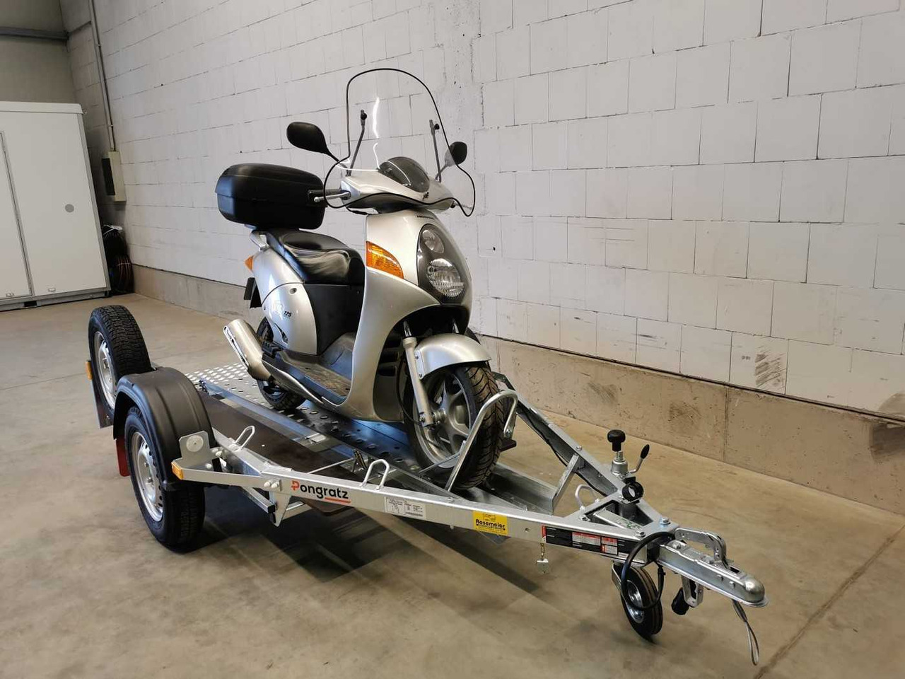 PONGRATZ MA 250 Motorradanhänger - Rimorkio për motoçikleta: foto 4 PONGRATZ MA 250 Motorradanhänger - Rimorkio për motoçikleta: foto 4