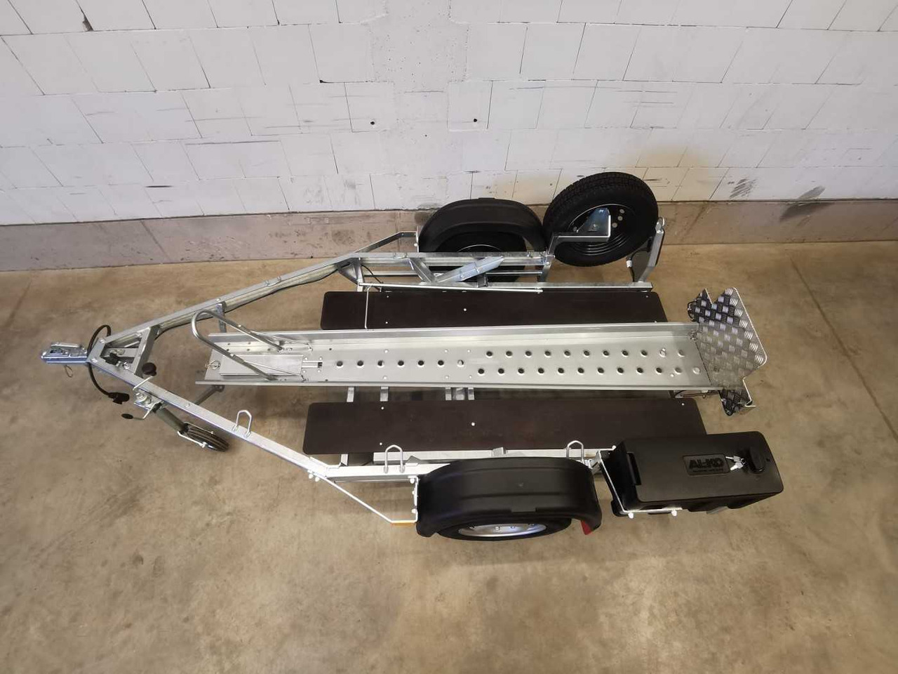 PONGRATZ MA 250 Motorradanhänger - Rimorkio për motoçikleta: foto 3 PONGRATZ MA 250 Motorradanhänger - Rimorkio për motoçikleta: foto 3