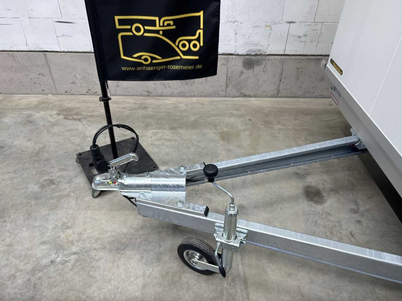 Rimorkio shpërndarëse i ri ROSEMEIER VE Kassenhäuschen TK C 08.25 Verkaufsanhänger: foto 25 Rimorkio shpërndarëse i ri ROSEMEIER VE Kassenhäuschen TK C 08.25 Verkaufsanhänger: foto 25