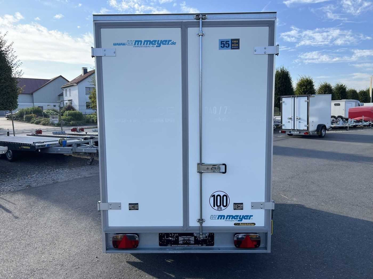 WM MEYER EG-AZ25 Kofferanhänger - Rimorkio me vagonetë të mbyllur: foto 4 WM MEYER EG-AZ25 Kofferanhänger - Rimorkio me vagonetë të mbyllur: foto 4