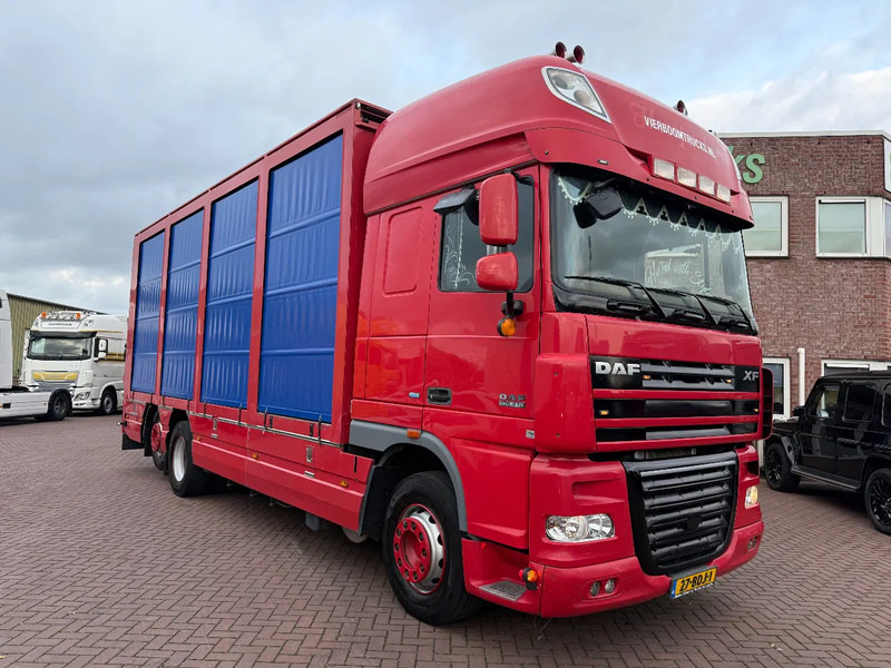 DAF XF105-410 6X FAR / Euro5-ATE / box with lift / NL- Truck - Kamion me tendë: foto 1 DAF XF105-410 6X FAR / Euro5-ATE / box with lift / NL- Truck - Kamion me tendë: foto 1