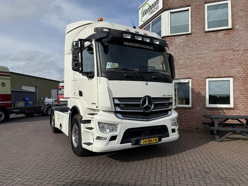 Mercedes-Benz Actros 1846LS STREAMSPACE 4X2 TREKKER EURO6 HOLLAND TRUCK VIN: 10233406 - Gjysmë-kamion: foto 1 Mercedes-Benz Actros 1846LS STREAMSPACE 4X2 TREKKER EURO6 HOLLAND TRUCK VIN: 10233406 - Gjysmë-kamion: foto 1