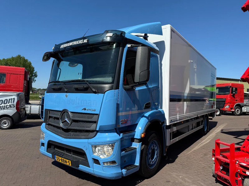 Mercedes-Benz Antos Antos 1824L Koffer mit 2 Tons Ladebordwand TUV/10-25 / Holland Truck - Kamion vagonetë: foto 4 Mercedes-Benz Antos Antos 1824L Koffer mit 2 Tons Ladebordwand TUV/10-25 / Holland Truck - Kamion vagonetë: foto 4