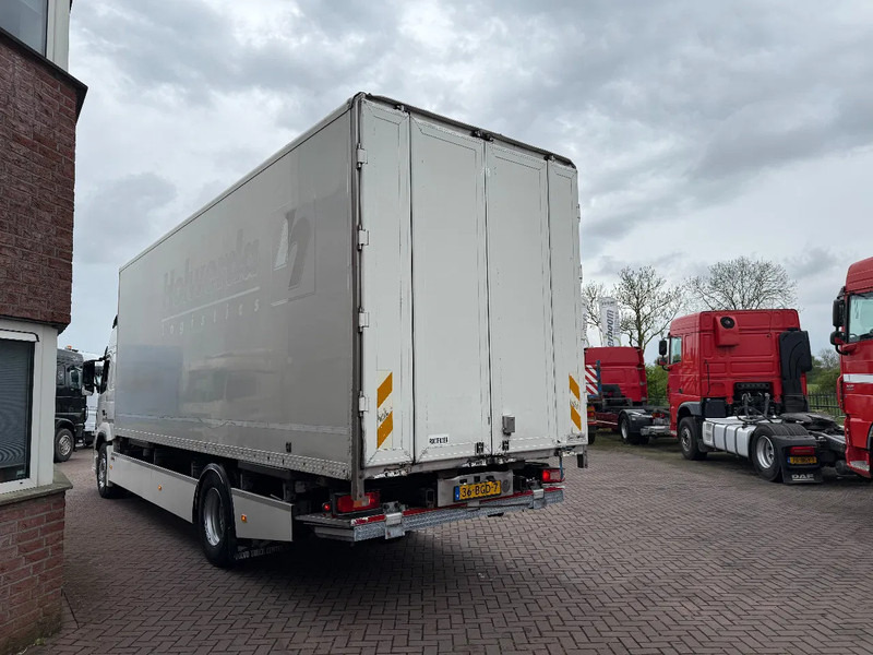 Volvo FM 410 GLOBETROTTER BDF MIT WECHSELKOFFER + LBW EURO 6 HOLLAND TRUCK - Transportjer kontejnerësh/ Kamion me karroceri të çmontueshme: foto 4 Volvo FM 410 GLOBETROTTER BDF MIT WECHSELKOFFER + LBW EURO 6 HOLLAND TRUCK - Transportjer kontejnerësh/ Kamion me karroceri të çmontueshme: foto 4
