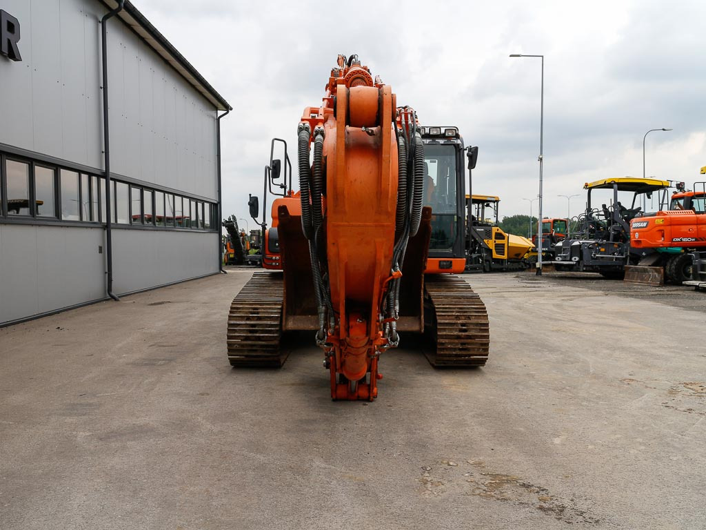 DOOSAN DX 255LC-3 - Ekskavator me zinxhirë: foto 3 DOOSAN DX 255LC-3 - Ekskavator me zinxhirë: foto 3
