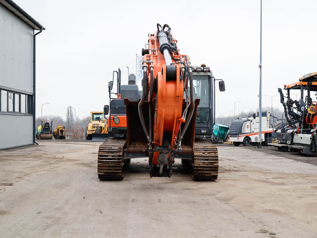 DOOSAN DX300LC-5 - Ekskavator me zinxhirë: foto 3 DOOSAN DX300LC-5 - Ekskavator me zinxhirë: foto 3