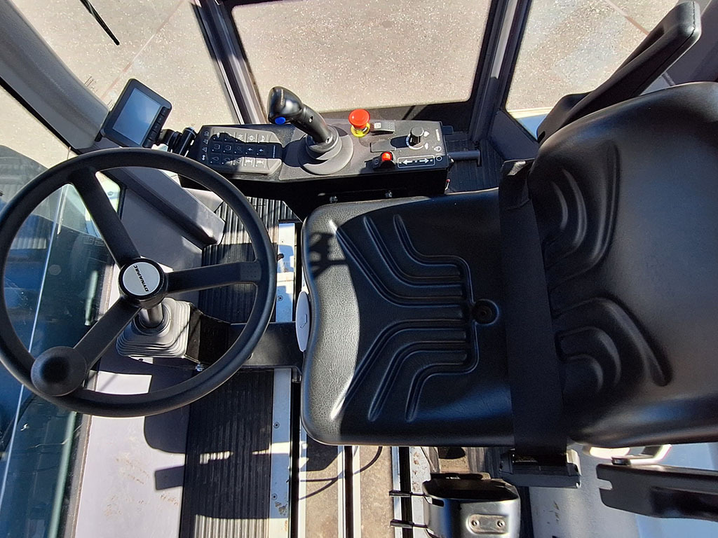 DYNAPAC CP1200W - Rul pneumatik: foto 4 DYNAPAC CP1200W - Rul pneumatik: foto 4