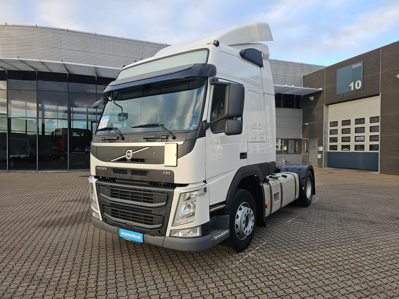 Volvo FM450 - Gjysmë-kamion: foto 1 Volvo FM450 - Gjysmë-kamion: foto 1