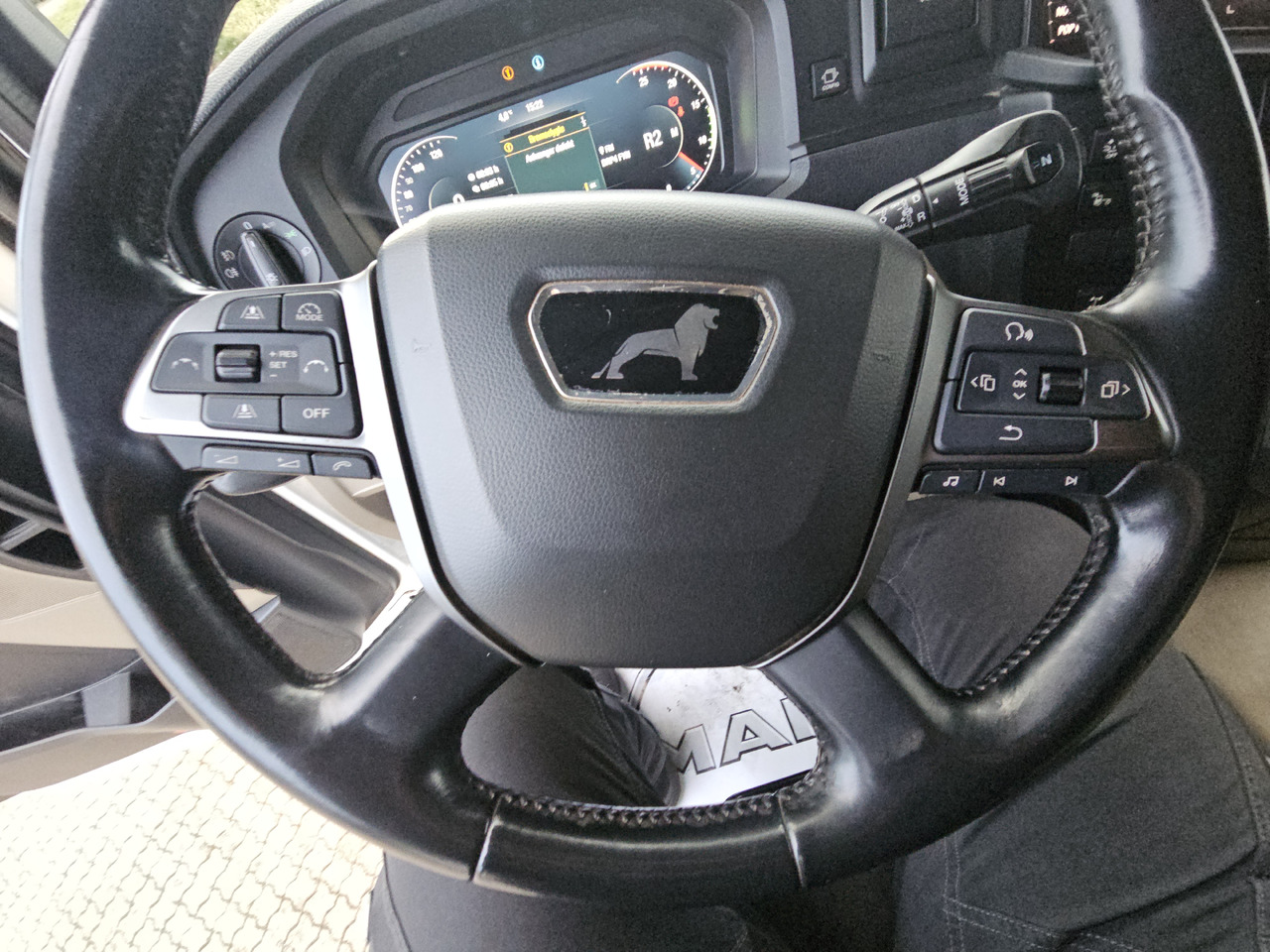 Kamion vetëshkarkues MAN TGX 26.580 6X2-4 Hængertræk: foto 39