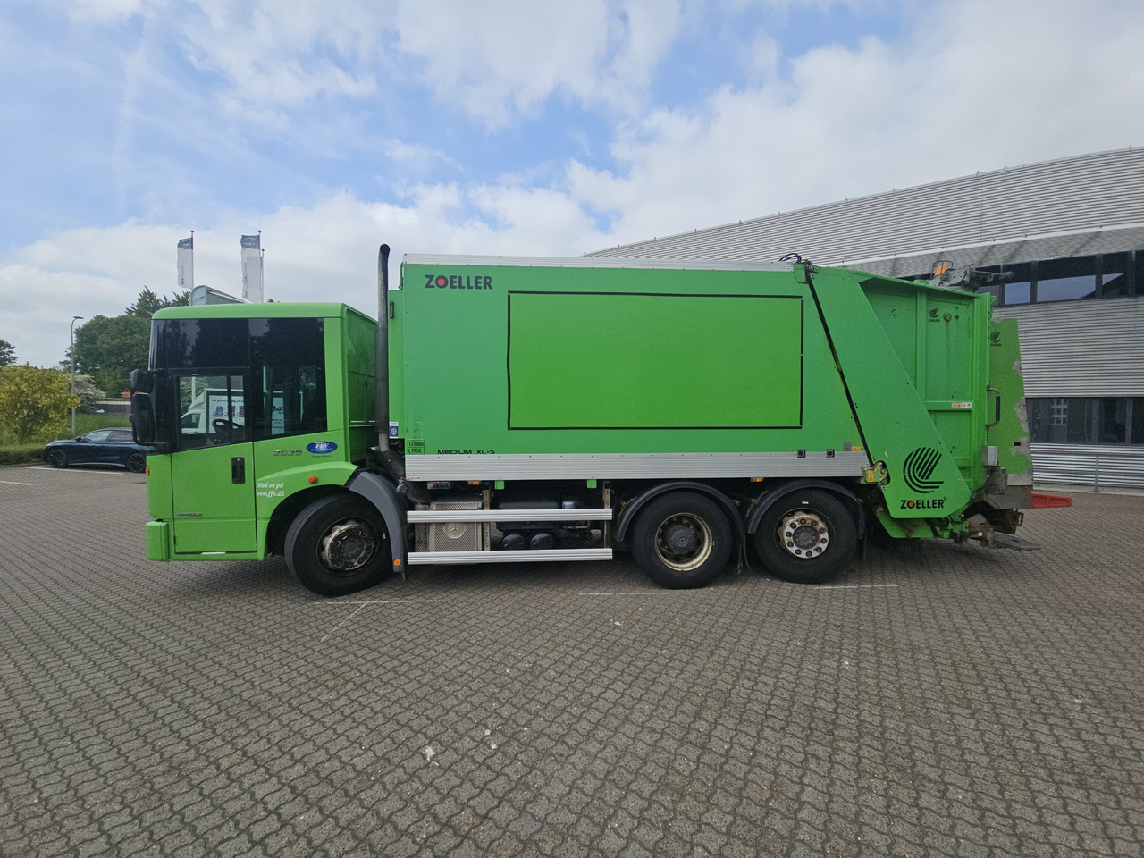 Mercedes Econic 2629 6x2-4 - Kamion mbeturinash: foto 4 Mercedes Econic 2629 6x2-4 - Kamion mbeturinash: foto 4