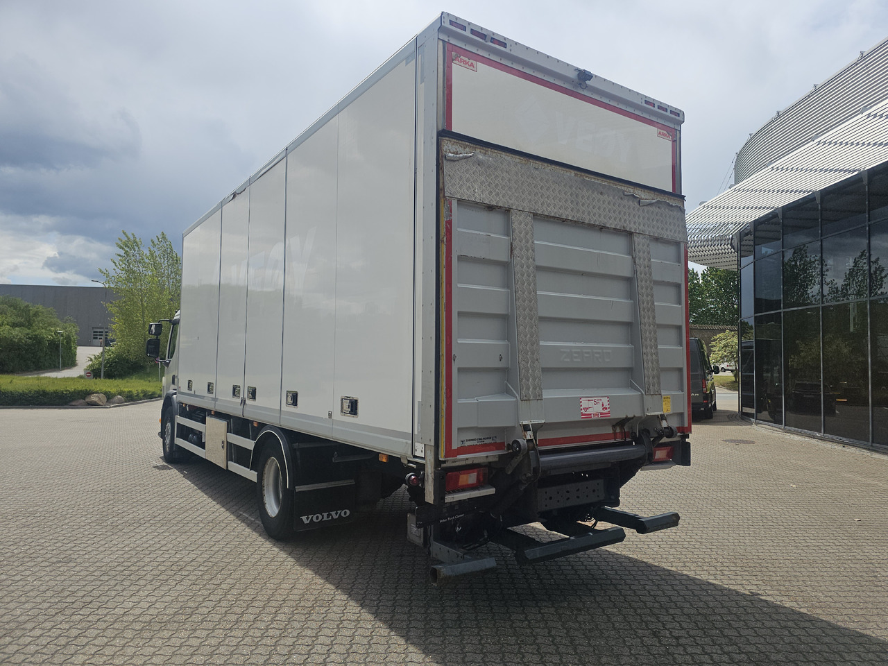 Volvo FE320 - Kamion frigorifer: foto 4 Volvo FE320 - Kamion frigorifer: foto 4