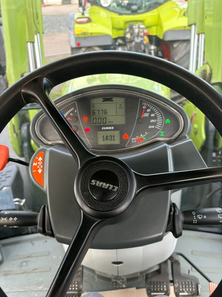 CLAAS Arion 550 CMATIC - Traktor: foto 4 CLAAS Arion 550 CMATIC - Traktor: foto 4