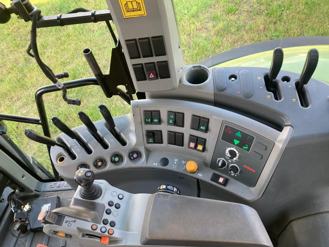 CLAAS Axion 840 - Traktor: foto 5 CLAAS Axion 840 - Traktor: foto 5