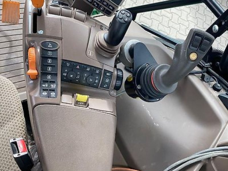 John Deere 6110R Kommunal - Traktor: foto 5 John Deere 6110R Kommunal - Traktor: foto 5