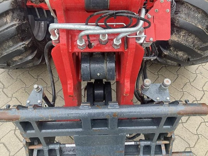 Schäffer 6680T - Ngarkues teleskopik me rrota: foto 5 Schäffer 6680T - Ngarkues teleskopik me rrota: foto 5