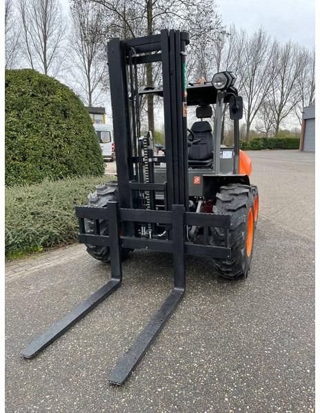 AUSA C 251 H x4 - Pirun më naftë: foto 5 AUSA C 251 H x4 - Pirun më naftë: foto 5