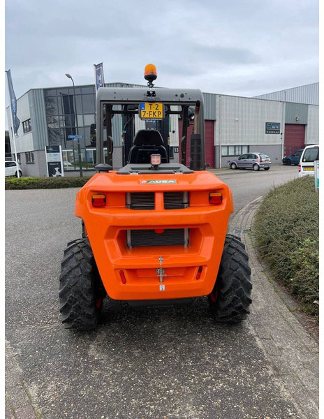AUSA C 251 H x4 - Pirun më naftë: foto 4 AUSA C 251 H x4 - Pirun më naftë: foto 4