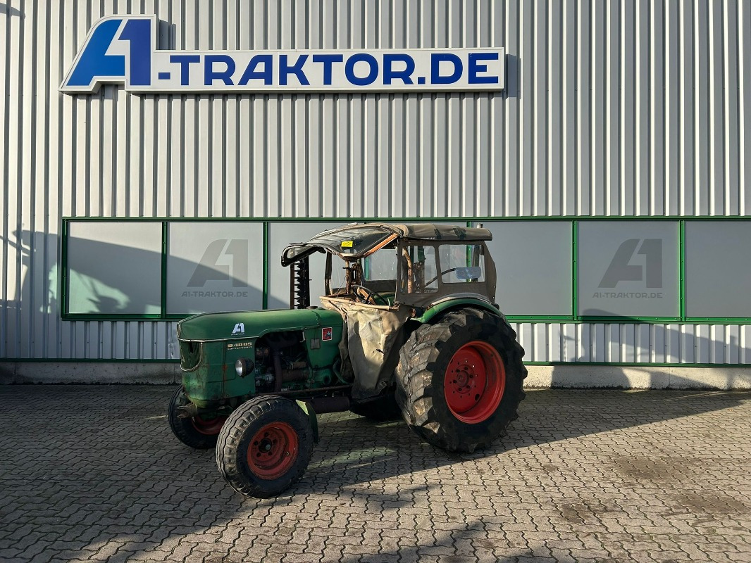 Deutz D 4005 - Traktor: foto 1 Deutz D 4005 - Traktor: foto 1