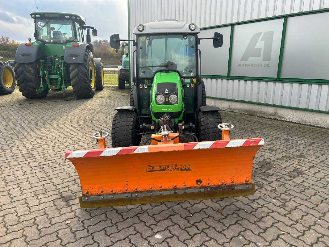 Deutz-Fahr Agrokit 220 inkl. Bema Schneeschild - Traktor: foto 3 Deutz-Fahr Agrokit 220 inkl. Bema Schneeschild - Traktor: foto 3