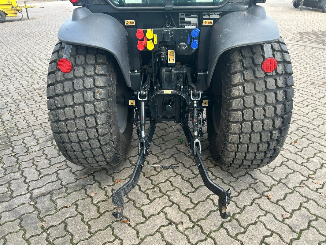 Deutz-Fahr Agrokit 220 inkl. Bema Schneeschild - Traktor: foto 5 Deutz-Fahr Agrokit 220 inkl. Bema Schneeschild - Traktor: foto 5