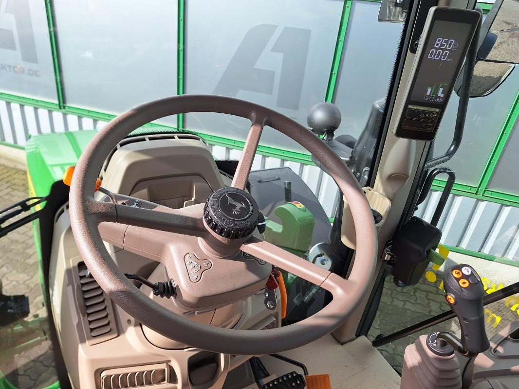 John Deere 6100M **MIETRÜCKLÄUFER** - Traktor: foto 3 John Deere 6100M **MIETRÜCKLÄUFER** - Traktor: foto 3