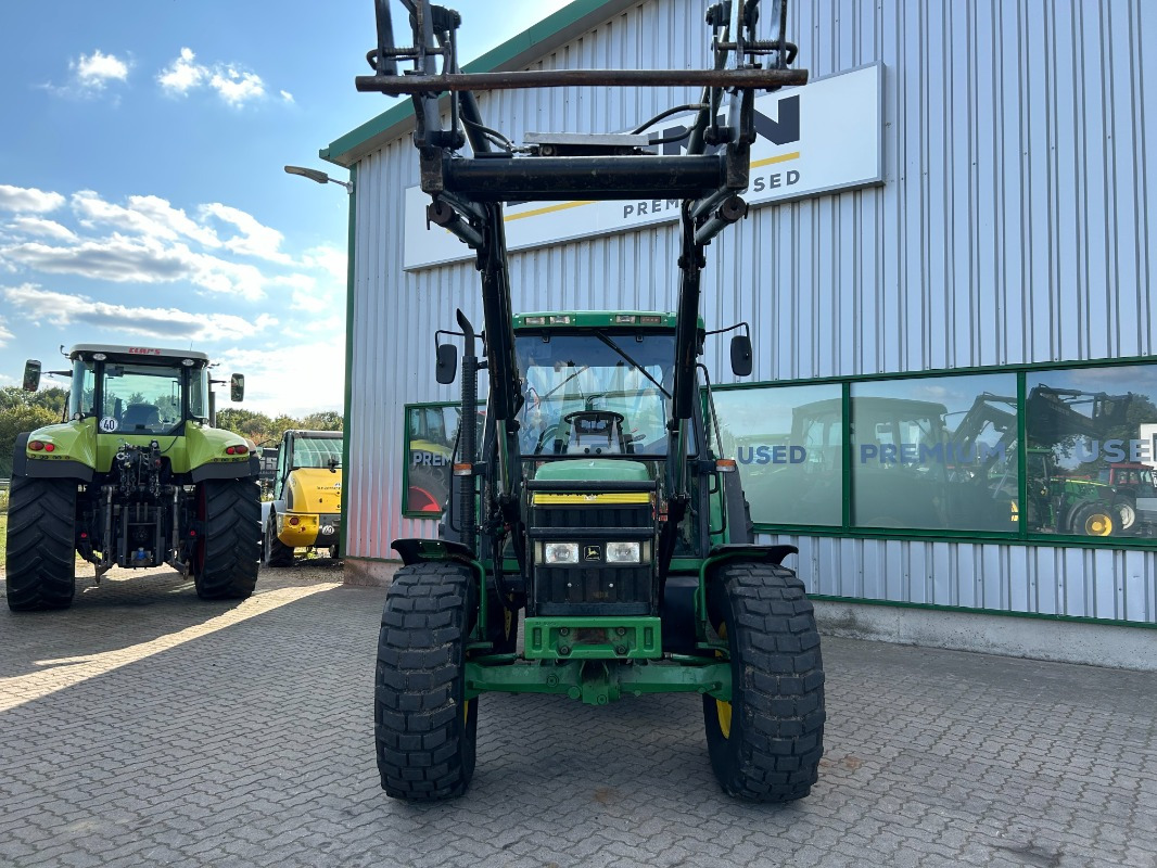 John Deere 6110 - Traktor: foto 3 John Deere 6110 - Traktor: foto 3