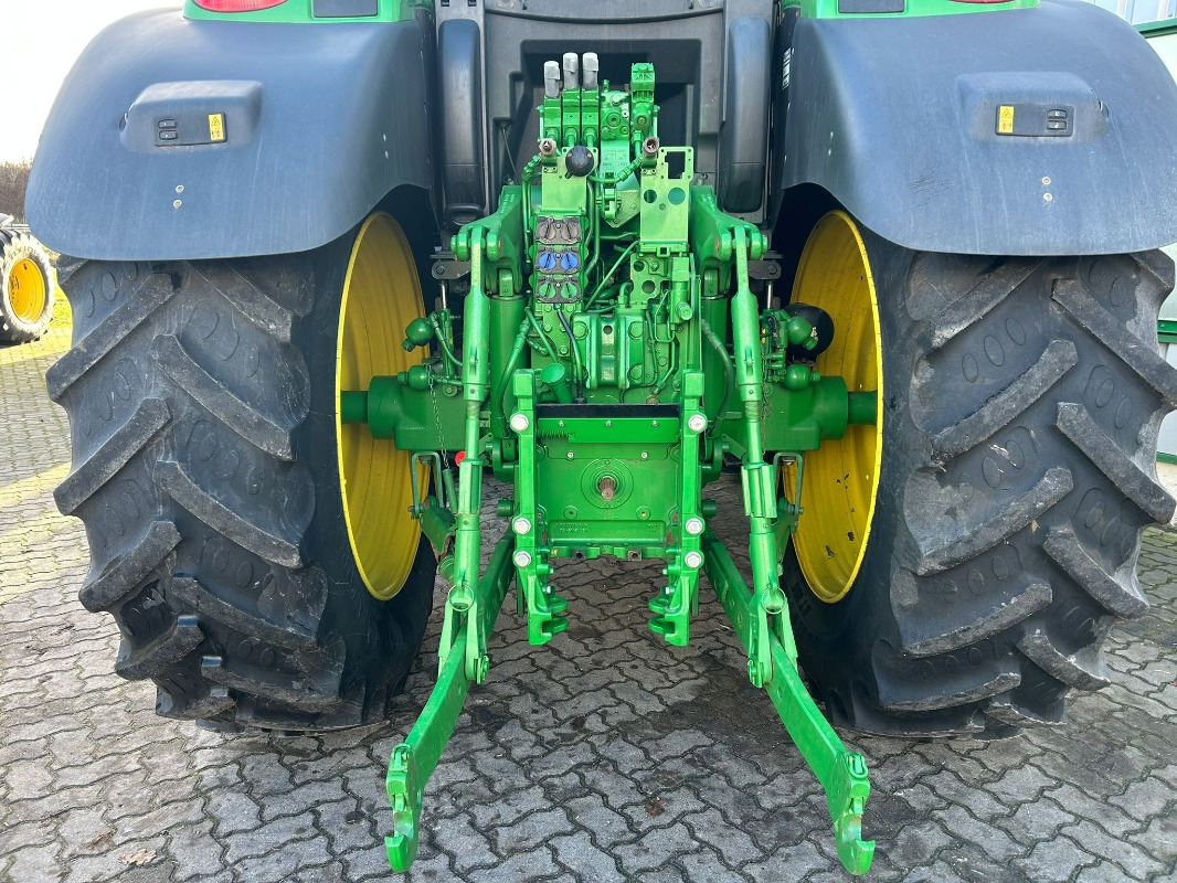 John Deere 6195R - Traktor: foto 4 John Deere 6195R - Traktor: foto 4