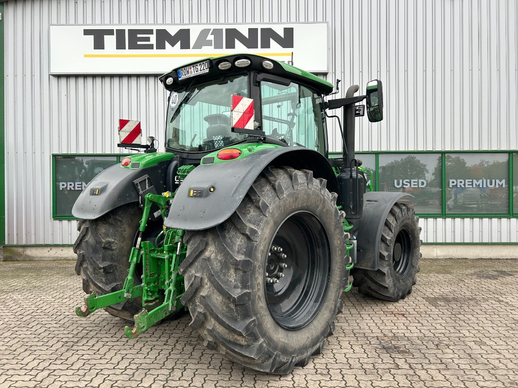 John Deere 6215R - Traktor: foto 2 John Deere 6215R - Traktor: foto 2
