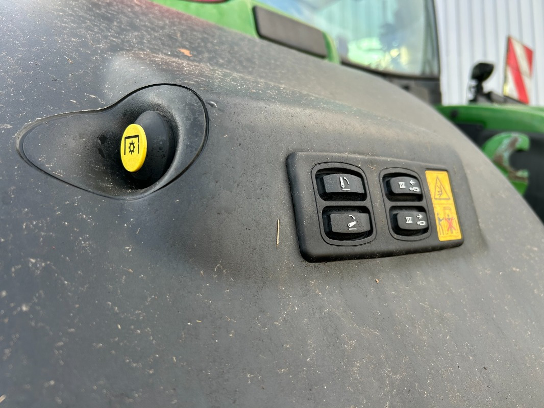 John Deere 6R 250 *MIETRÜCKLÄUFER* - Traktor: foto 3 John Deere 6R 250 *MIETRÜCKLÄUFER* - Traktor: foto 3