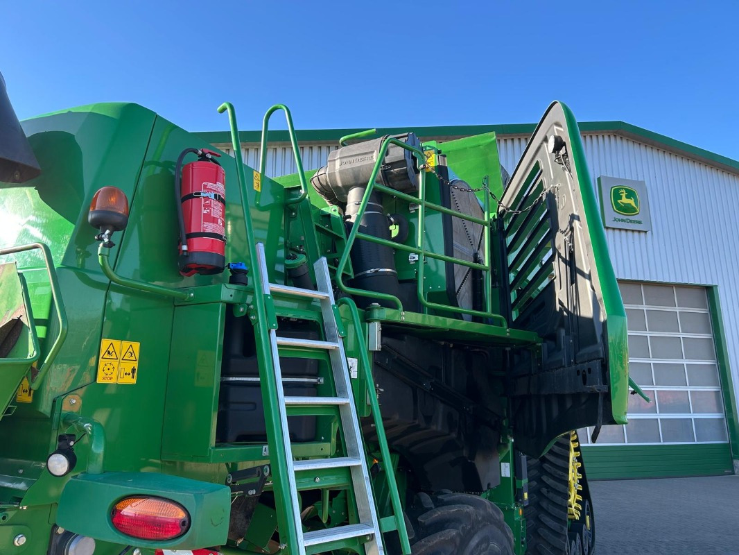 John Deere T660 - Autokombajnë: foto 3 John Deere T660 - Autokombajnë: foto 3